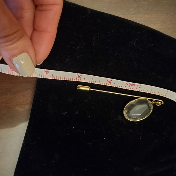 Vintage hat pin or brooch with clear crystal - Picture 2 of 2